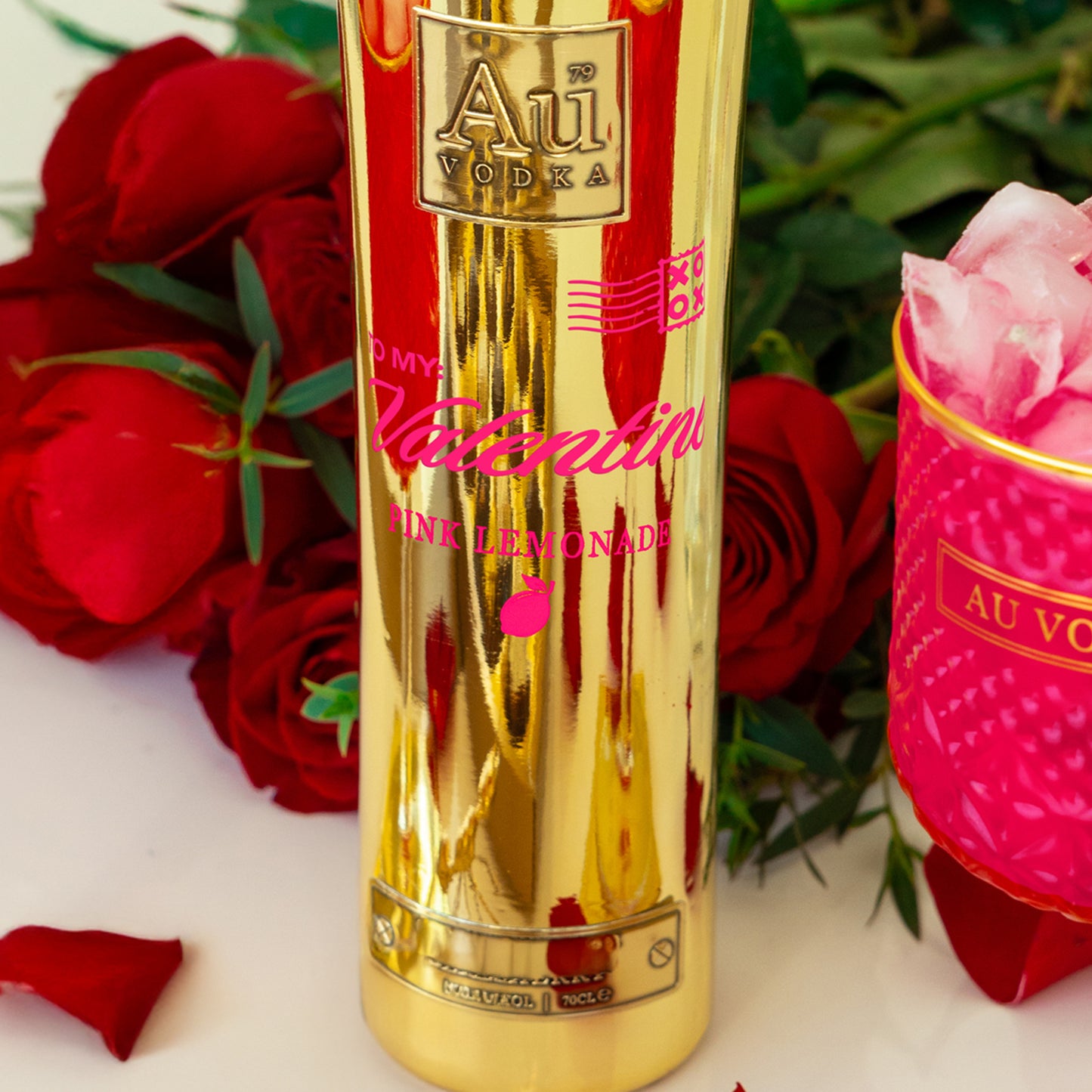 Au Vodka Pink Lemonade Valentine's Gift Pack