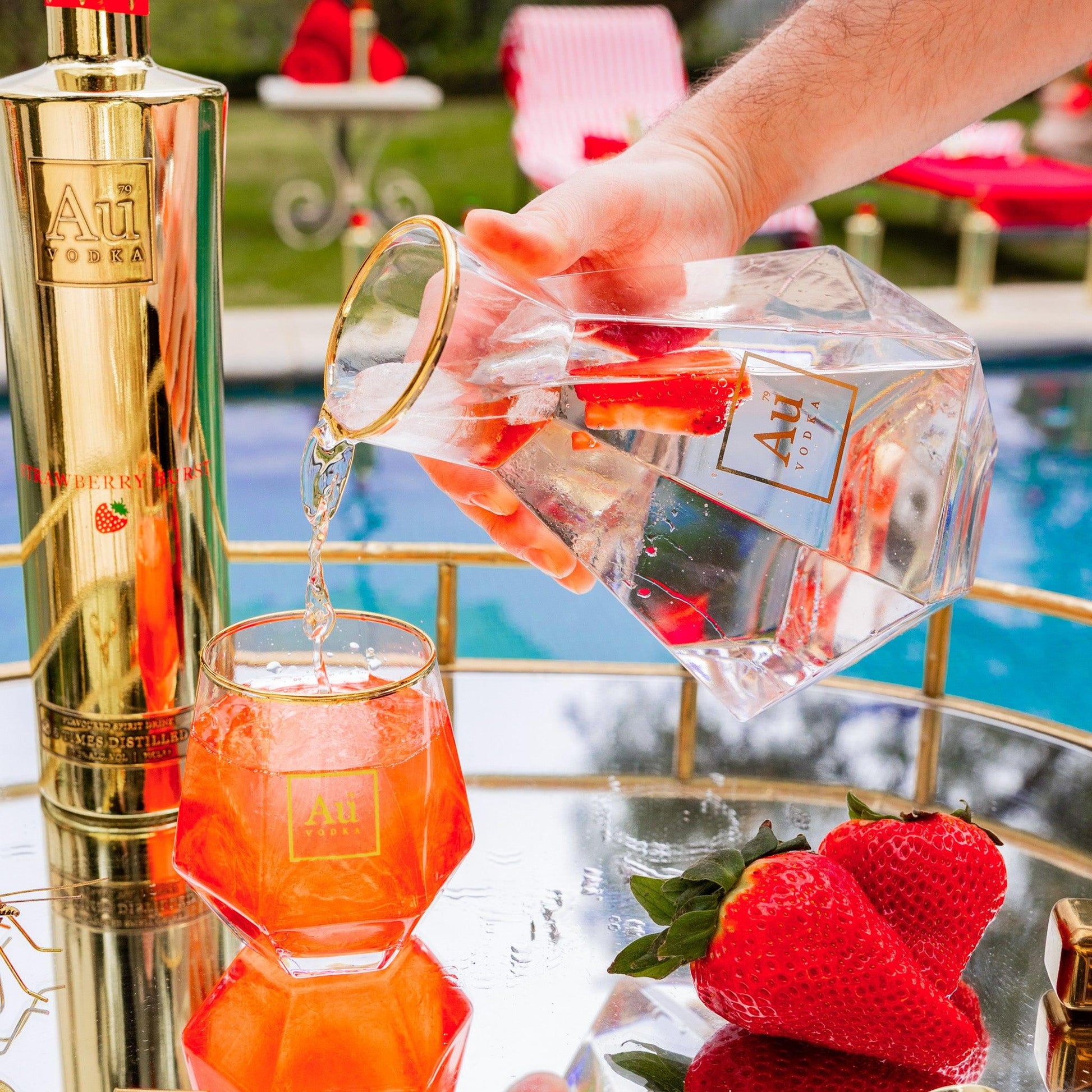 Au Diamond Cut Decanter - Au Vodka