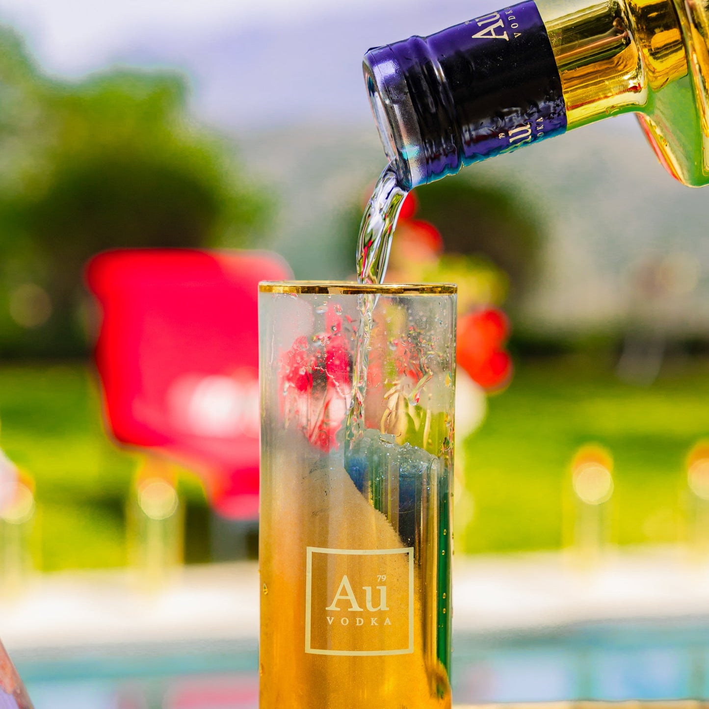 Au Gold Highrise Glass